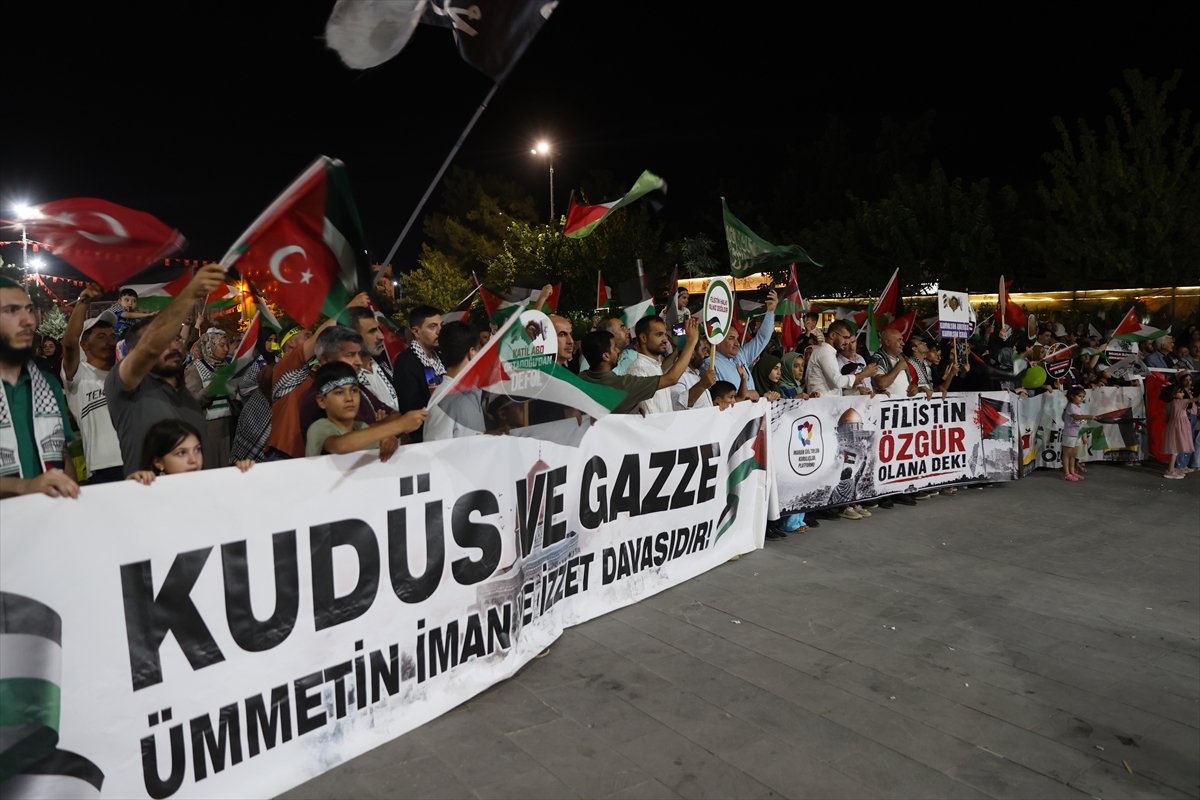 Filistin Konvoyu aktivistleri Mardin'de miting düzenledi