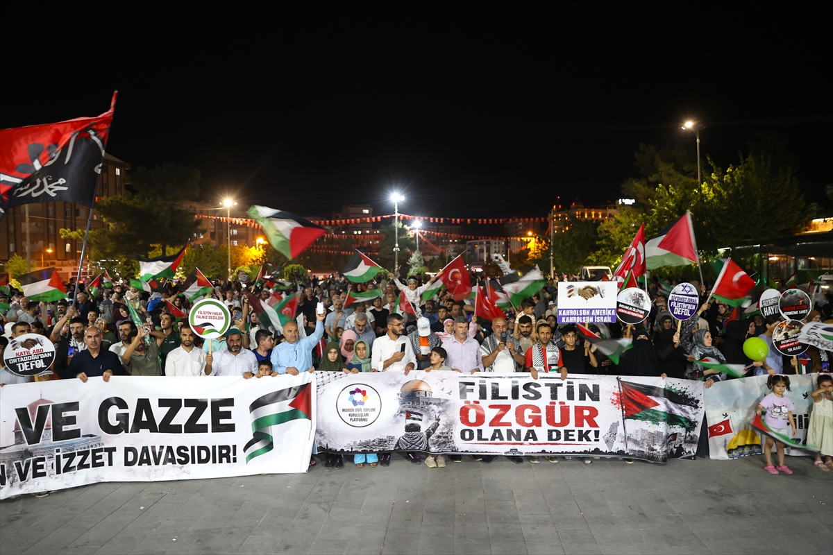 Filistin Konvoyu aktivistleri Mardin'de miting düzenledi