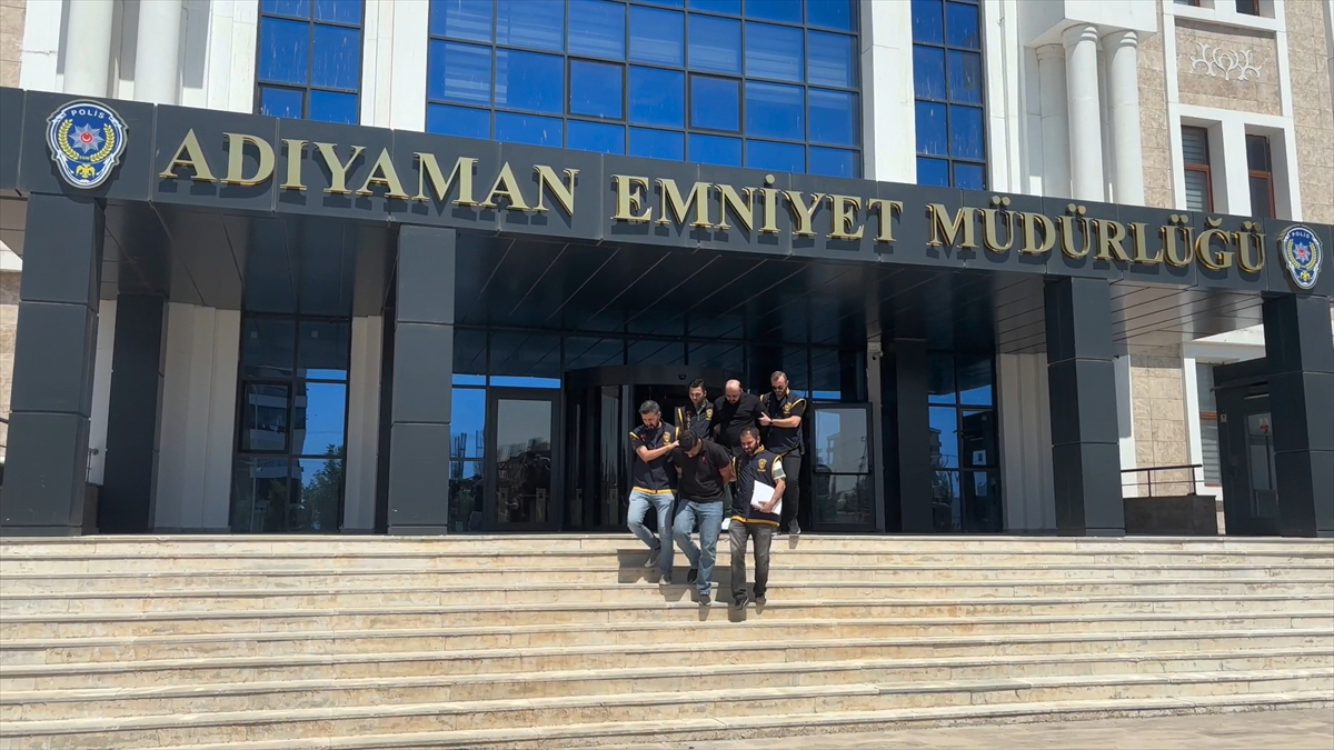 Adıyaman'da Minibüs Şoförüne Saldıran 2 Şüpheli Tutuklandı