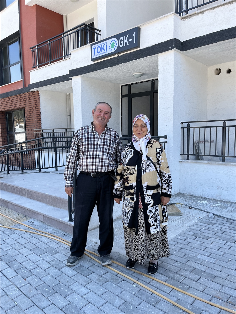 Bakan Kurum: Sındırgı deprem konutları anahtarları teslim edilecek