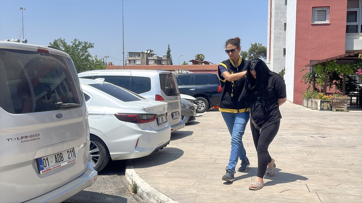 Adana'da mezarlıkta telefon hırsızlığına 4 tutuklama