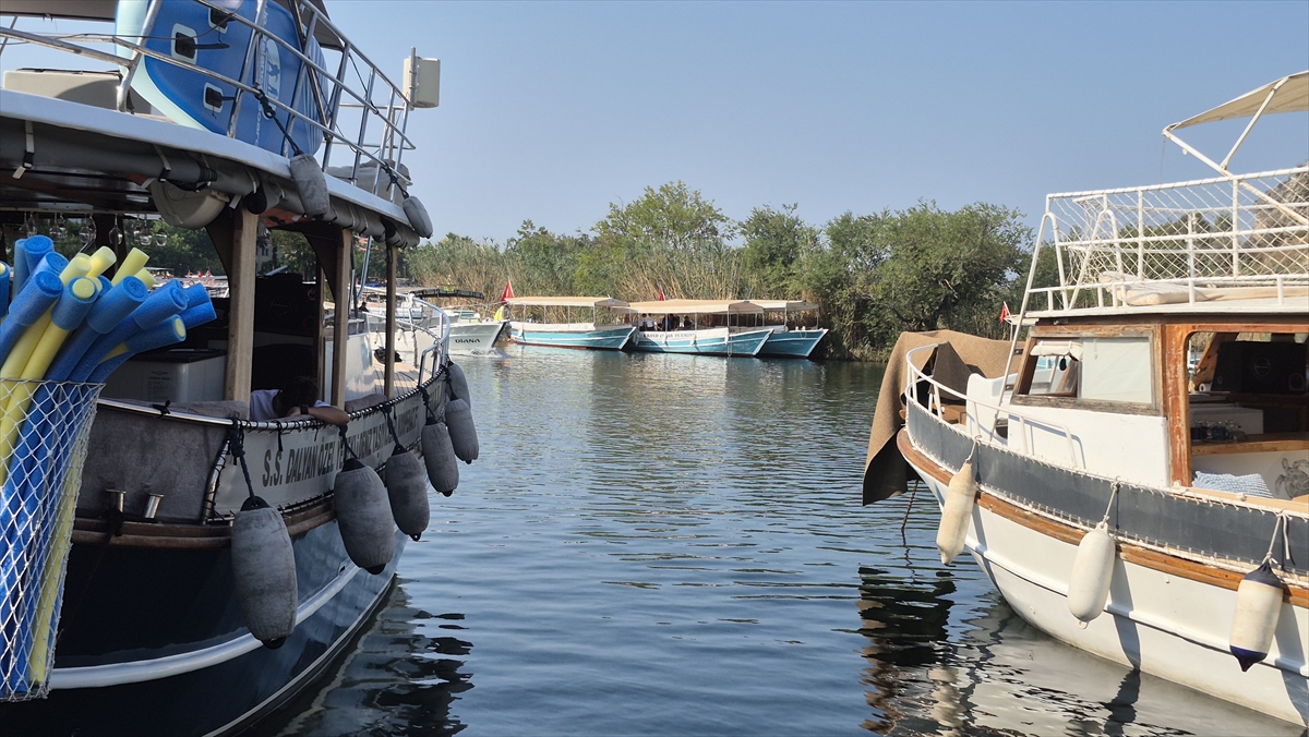 Dalyan Kanalı ve Köyceğiz Gölü'nde teknelere atık denetimi yapıldı