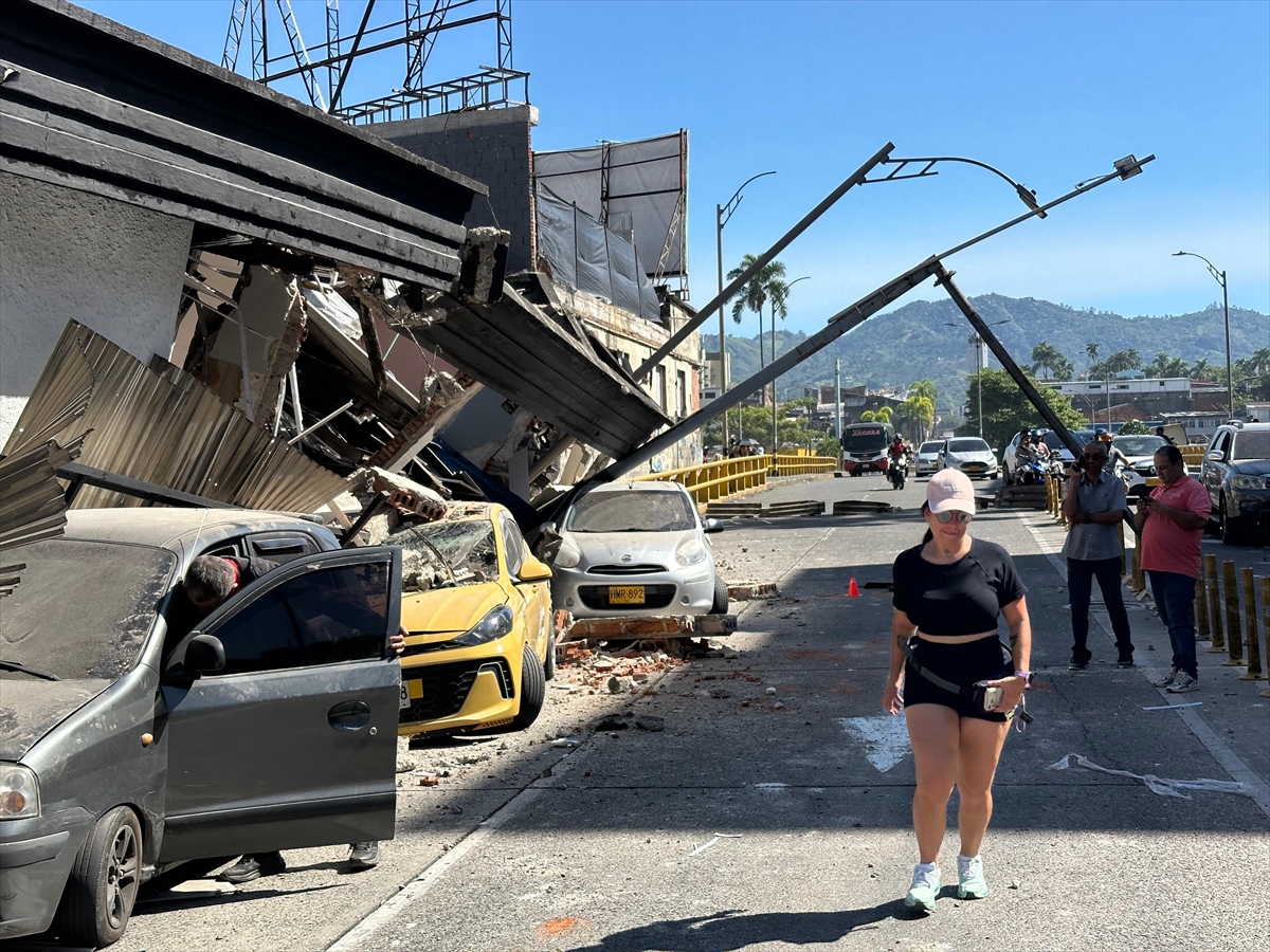 GÜNCELLEME 5 - Kolombiya'daki 7,4 büyüklüğündeki depremde 111 kişi hayatını kaybetti