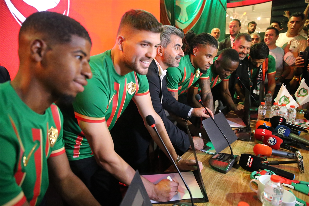 Amed Sportif Başkanı Eren: 5 yeni transferle Süper Lig hedefi