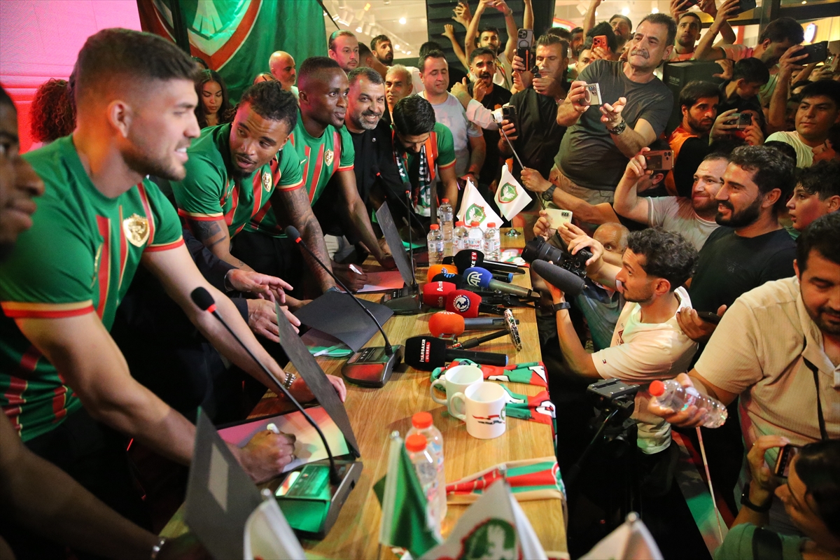 Amed Sportif Başkanı Eren: 5 yeni transferle Süper Lig hedefi