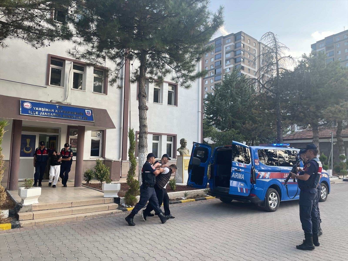 Kırıkkale'de Uyuşturucu Operasyonu: İki Zanlı Tutuklandı