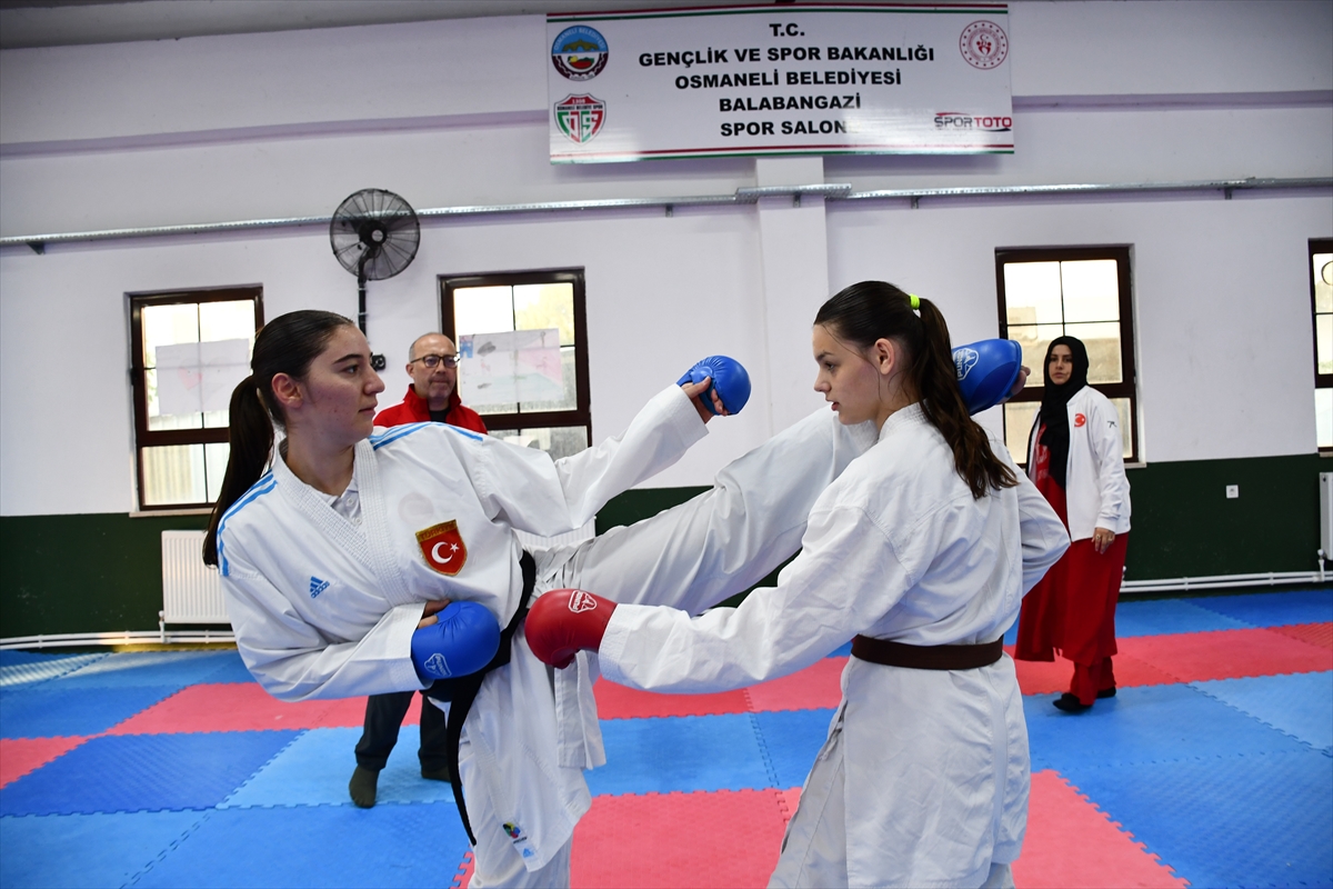 Genç milli karateci Tuğba Çürük'ün hedefi Dünya Şampiyonası'nda altın madalya