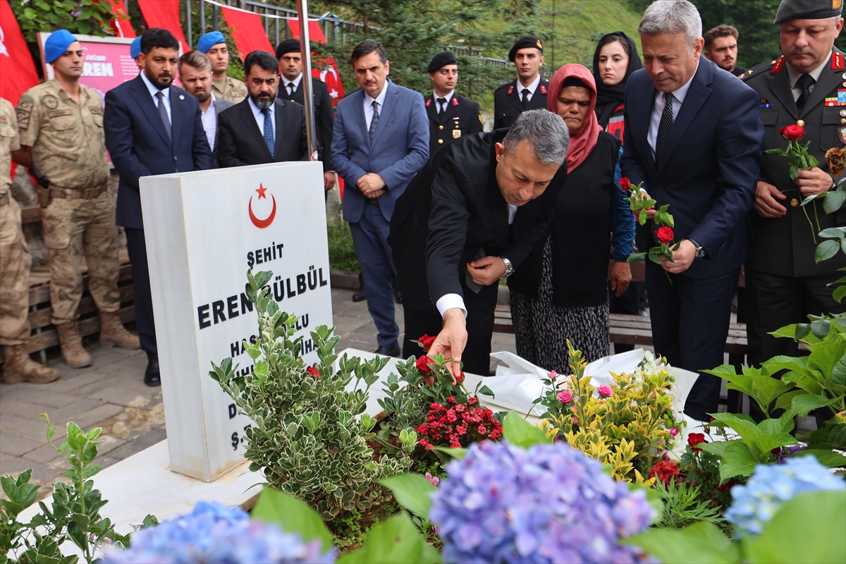 Şehit Eren Bülbül 9. yılında anıldı: Anne Ayşe Bülbül konuştu