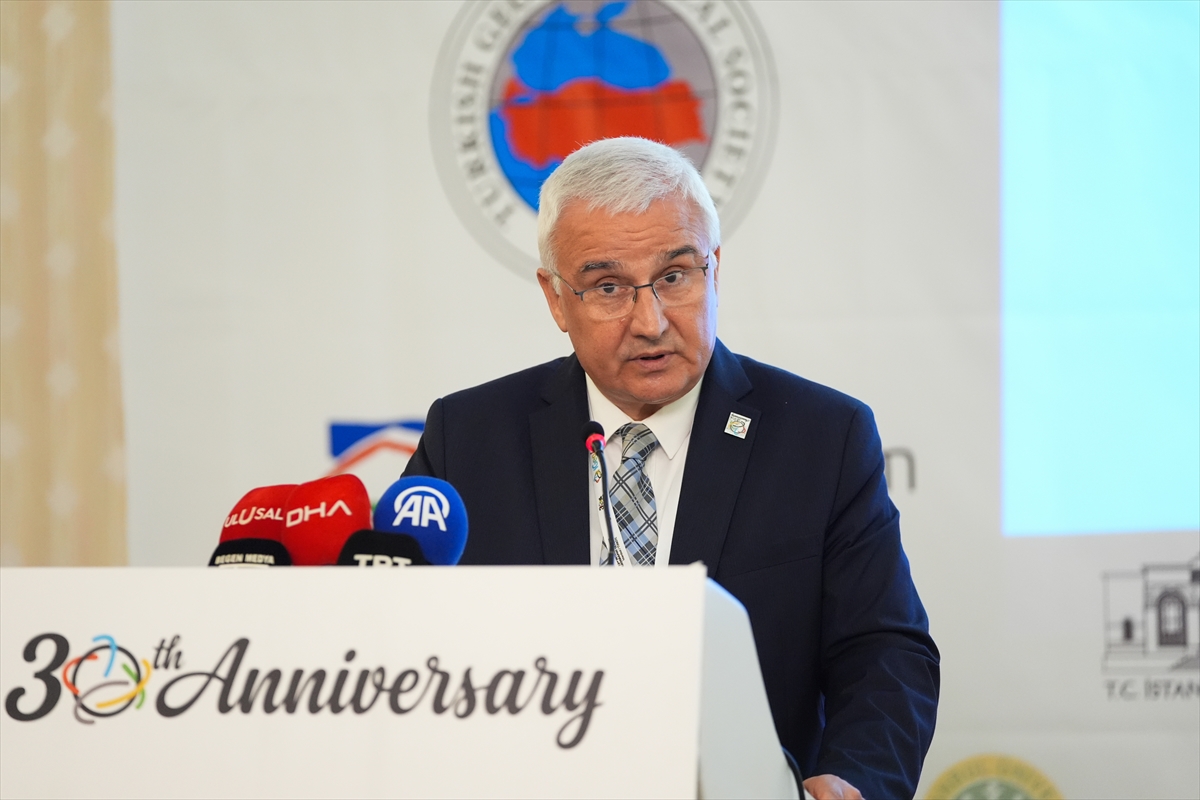 İstanbul'da 22. Uluslararası Coğrafya Olimpiyatı'nın açılış töreni gerçekleştirildi