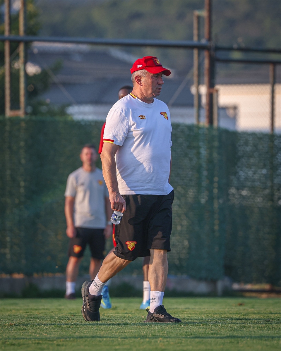 Göztepe, Samsunspor maçı hazırlıklarına Urla'da başladı