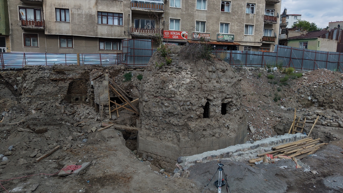 Erzurum'da ahilik teşkilatını kuran Ahi Toman Baba'nın kümbeti gün yüzüne çıkarılıyor