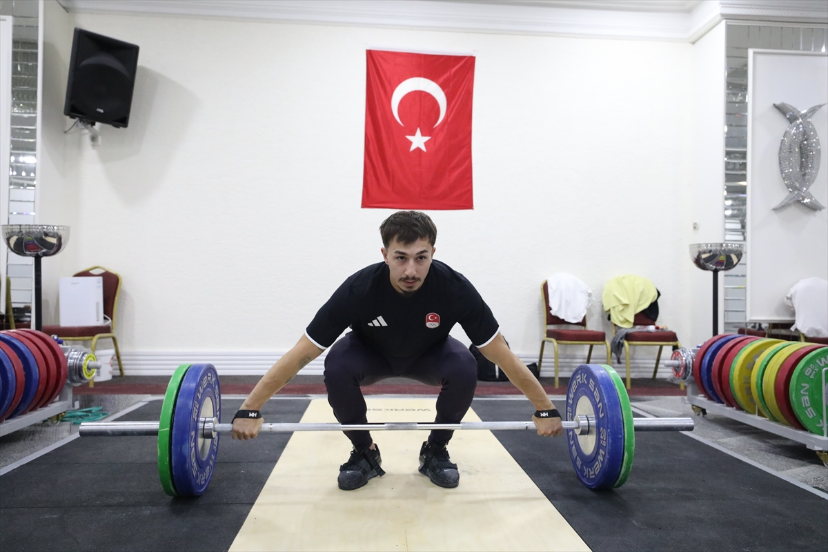 Yusuf Fehmi Genç: Hedefim olimpiyat madalyası, şampiyonluk sürecek