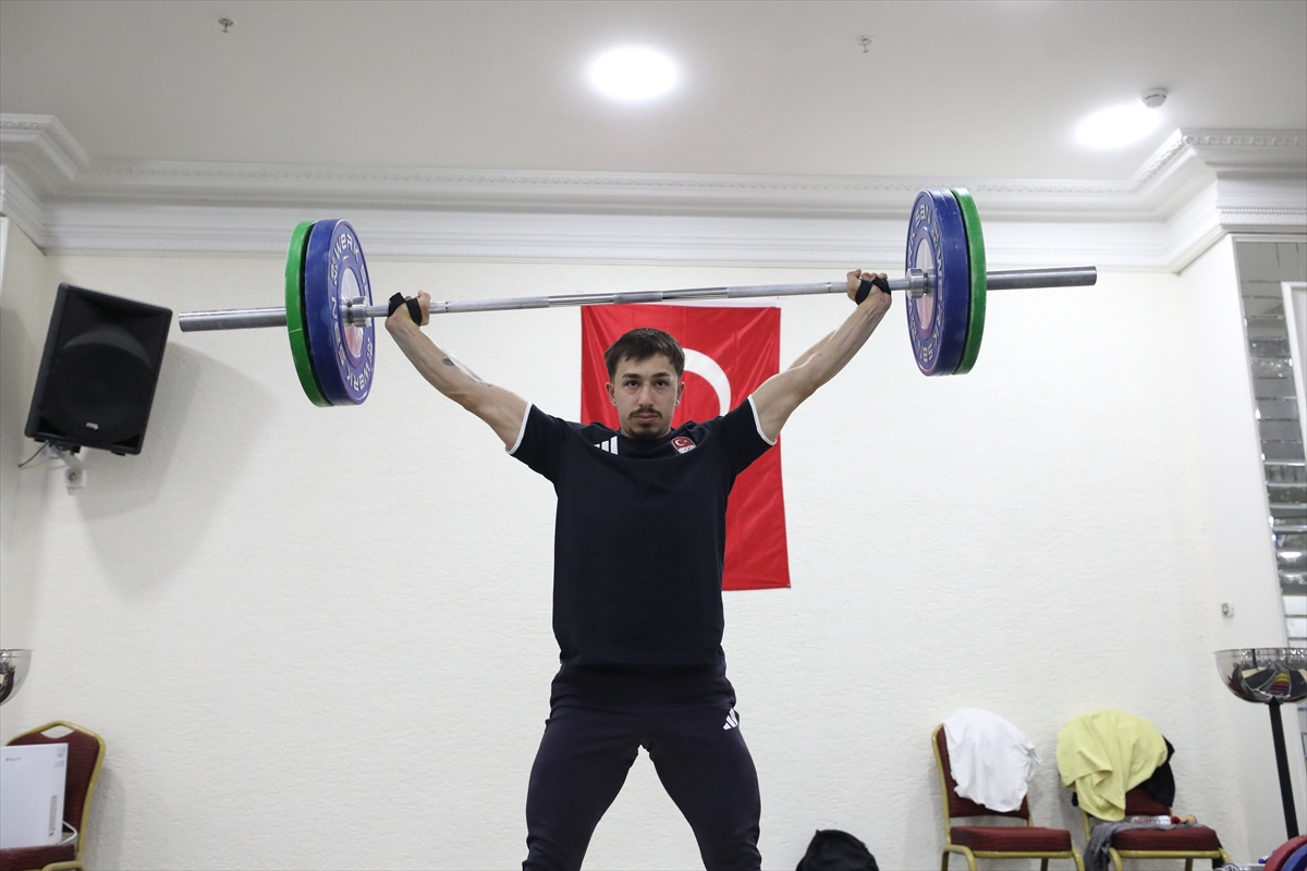 Yusuf Fehmi Genç: Hedefim olimpiyat madalyası, şampiyonluk sürecek