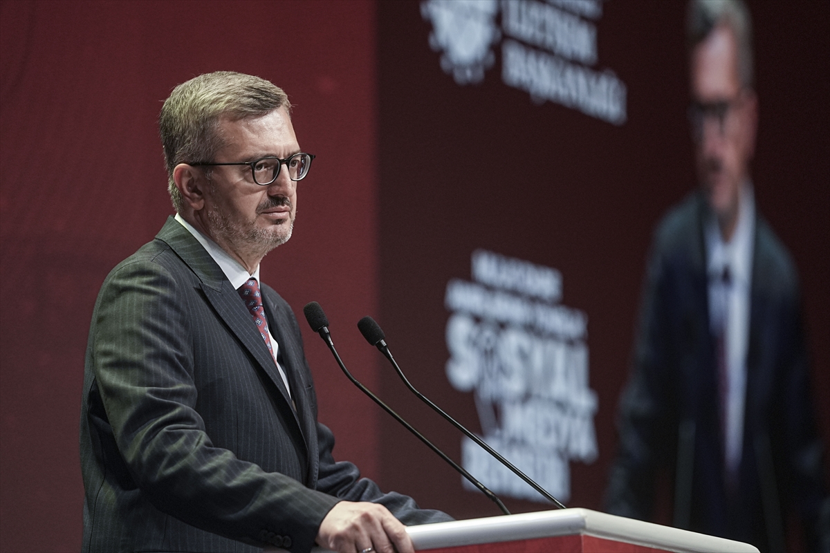 Cumhurbaşkanlığı İletişim Başkanı Duran, "Dijital Çağda Kamu İletişimi" programında konuştu: