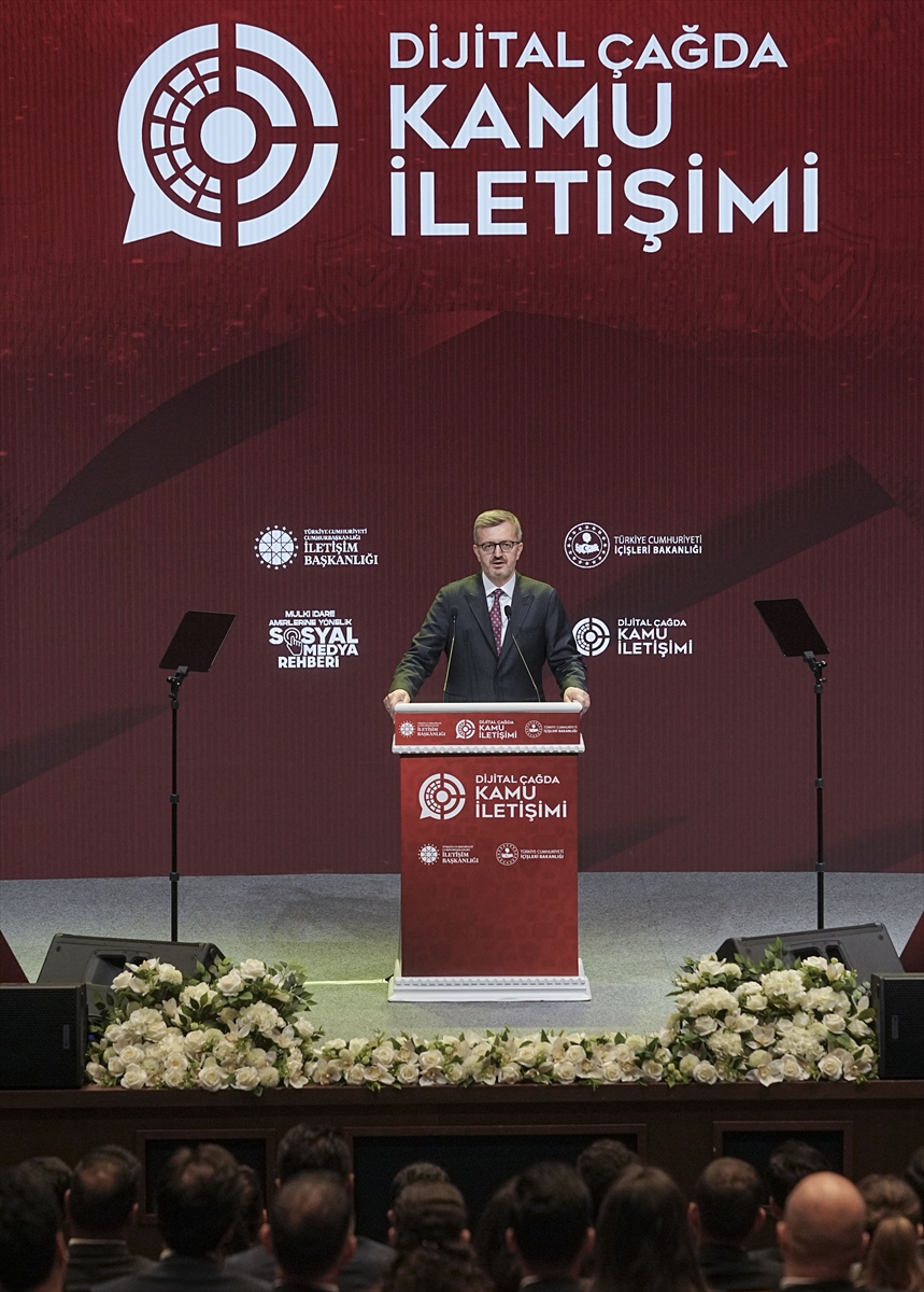 Cumhurbaşkanlığı İletişim Başkanı Duran, "Dijital Çağda Kamu İletişimi" programında konuştu: