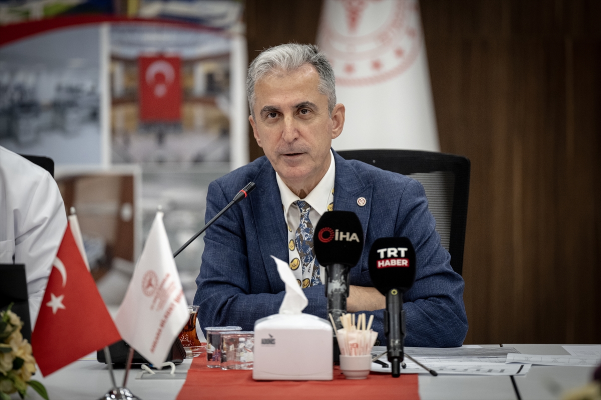 Prof. Dr. Levent Öztürk: Bilkent'te 49 organ, 300 kornea nakli