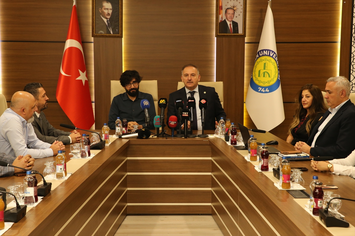 Rektör Güllüoğlu: Vox Humanis Korosu dünya birincisi oldu