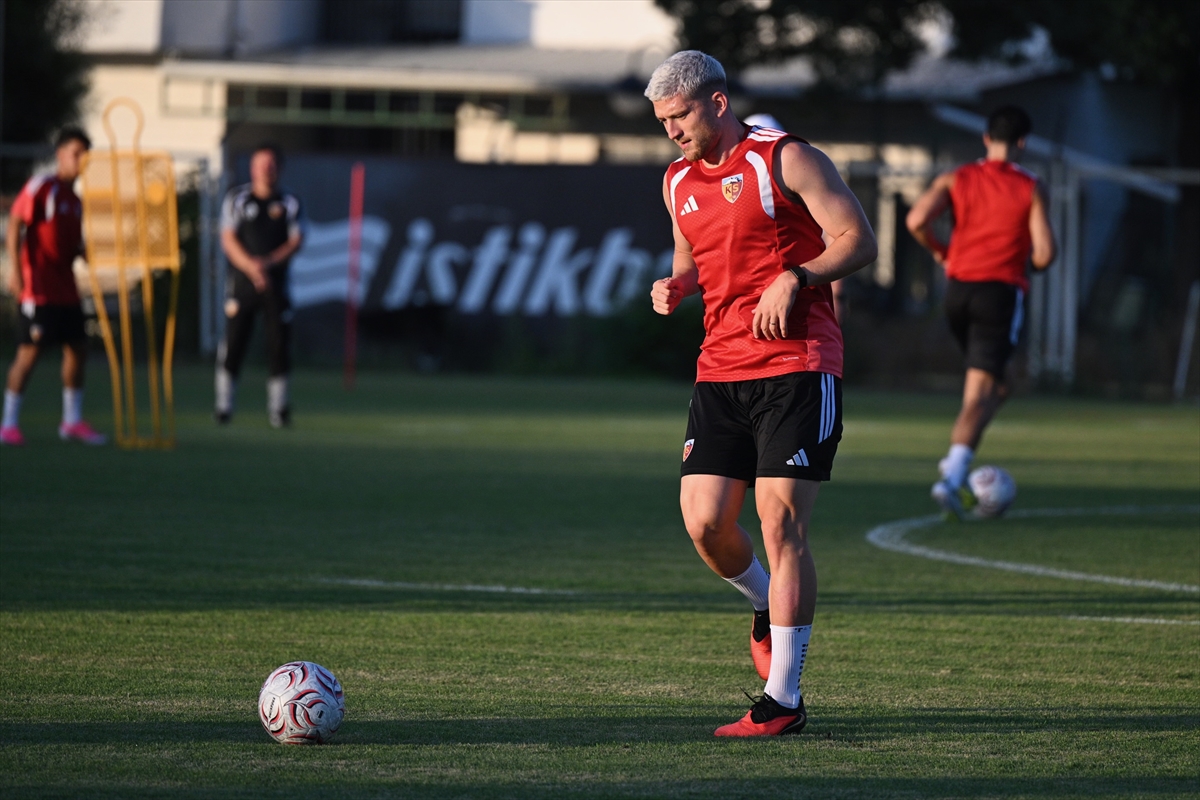 Kayserispor Teknik Direktörü Gerin: Asıl sınavlar şimdi başlıyor