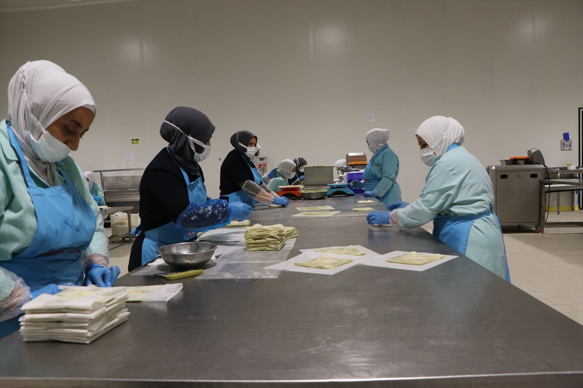 Yozgat'ta bir bölümünde üretime başlanan OSB'nin 7 bin kişiye istihdam sağlaması planlanıyor
