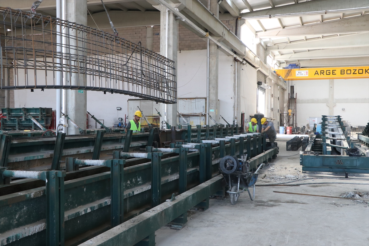 Yozgat'ta bir bölümünde üretime başlanan OSB'nin 7 bin kişiye istihdam sağlaması planlanıyor