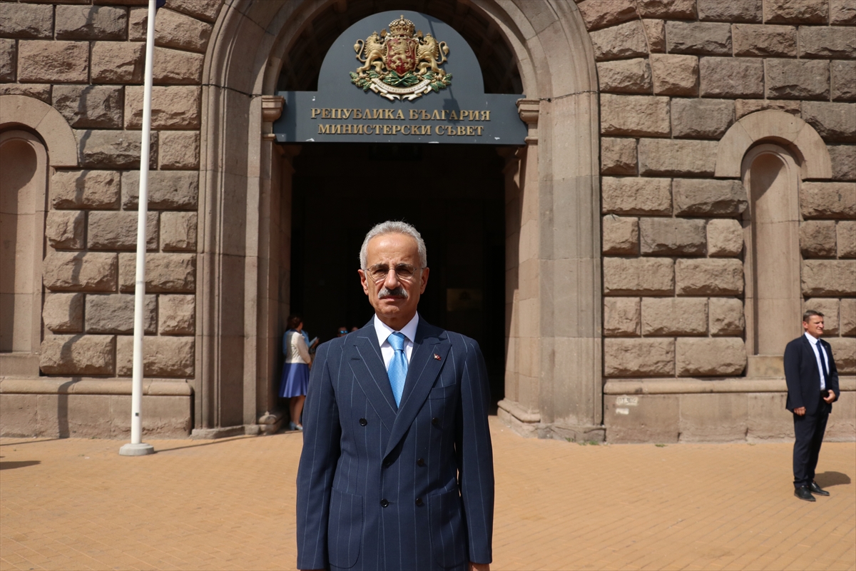 Bakan Uraloğlu: Koridorlar Avrupa'ya uzanmalı, Bulgaristan önemli