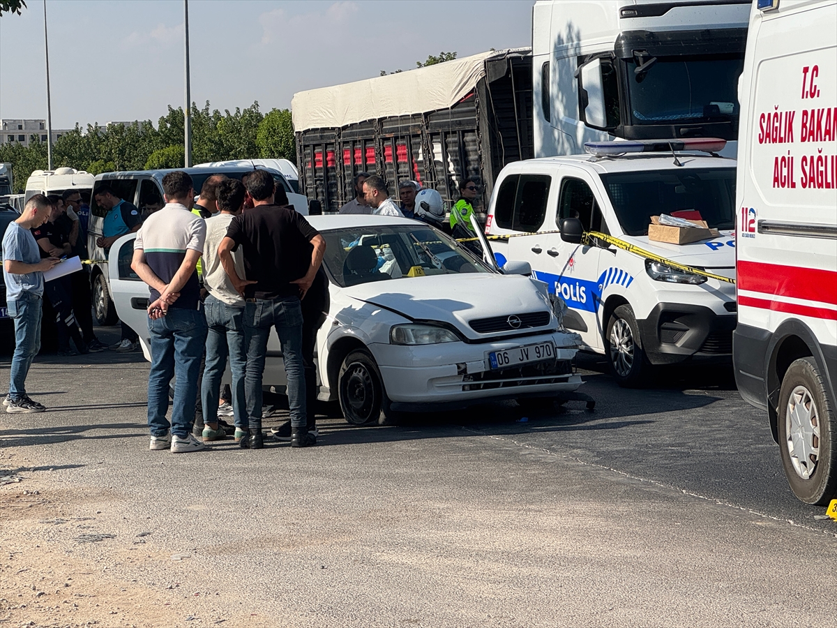 Şanlıurfa'da otomobile silahlı saldırıda 1 kişi öldü, 1 kişi yaralandı