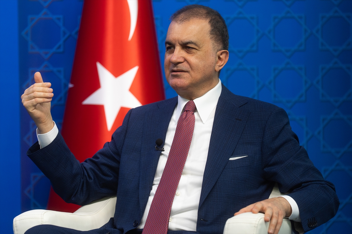 Ömer Çelik: AK Parti toplumsal merkezin taleplerini temsil etti