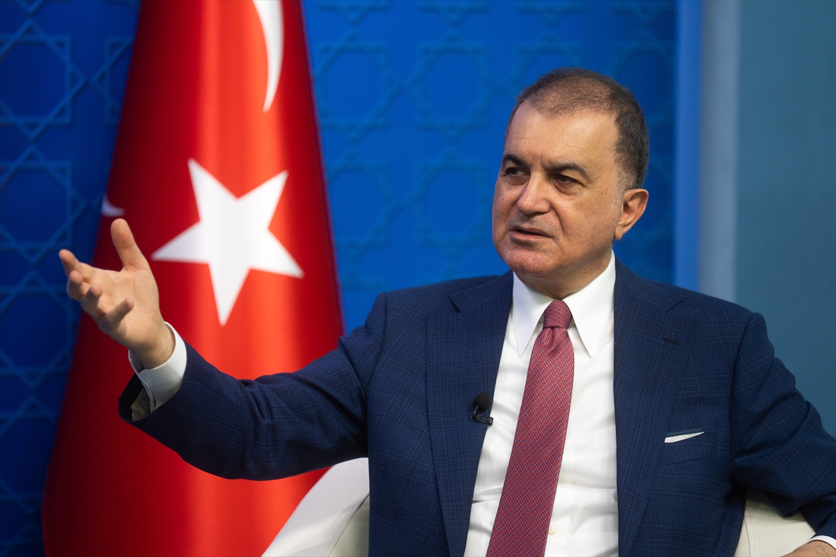 Ömer Çelik: AK Parti toplumsal merkezin taleplerini temsil etti