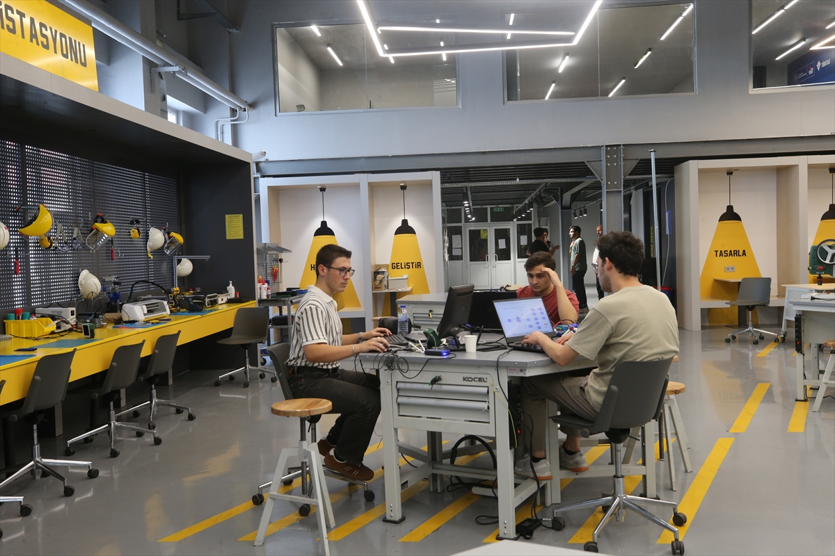 Karabük Üniversitesi: TEKNOFEST'te derece hedefliyor