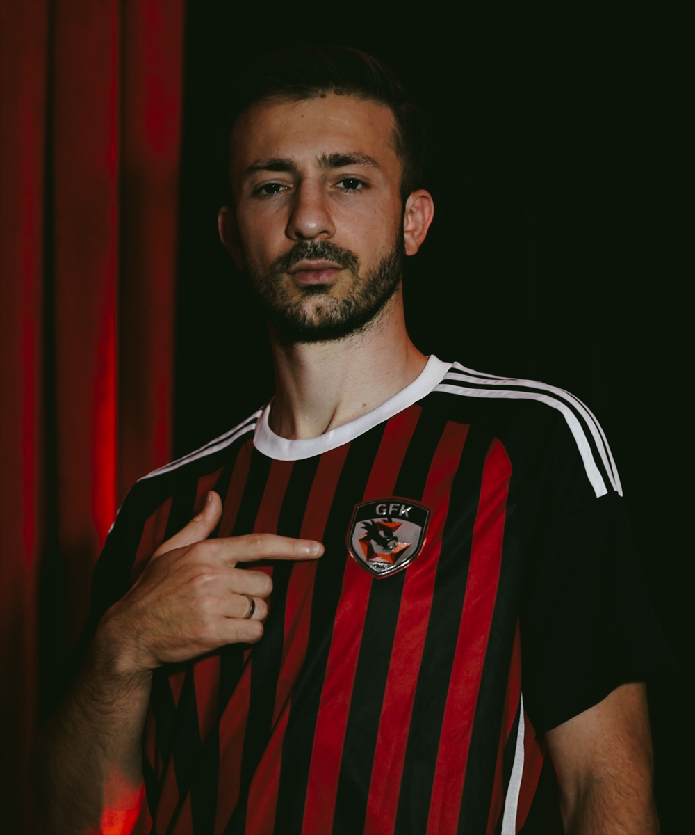 Gaziantep FK: Halil Dervişoğlu'nu renklerimize bağladık