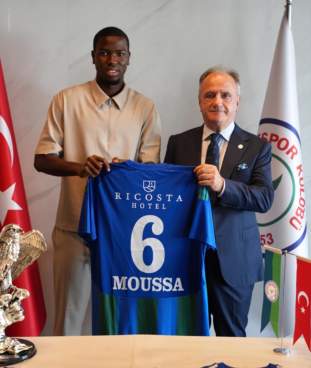 Çaykur Rizespor, Cadiz'den Moussa Diakite'yi kadrosuna kattı