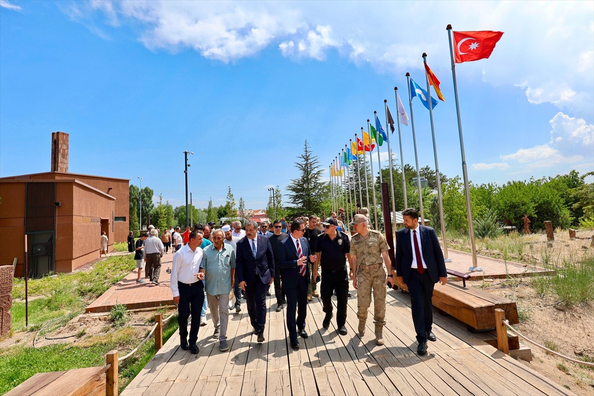 Vali Karakaya: Ahlat'ta Malazgirt Zaferi hazırlıkları sürüyor