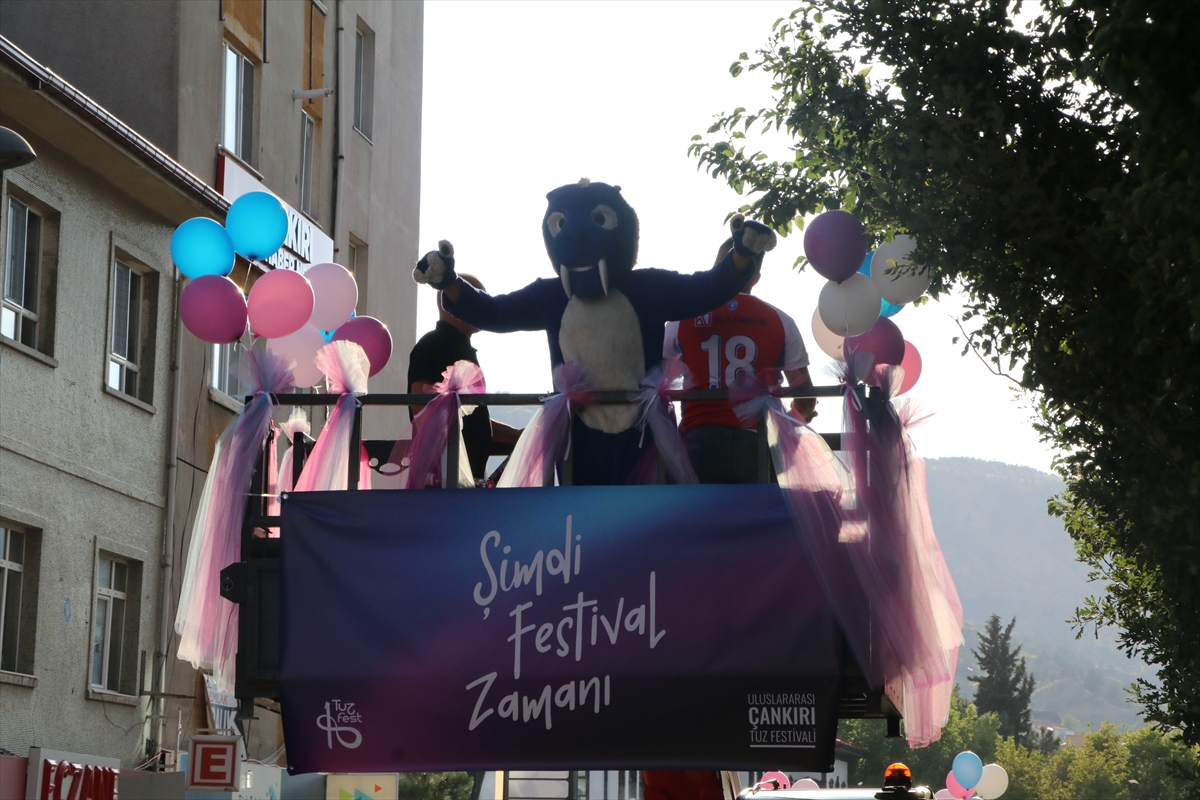 Çankırı'da 5. Uluslararası Tuz Festivali coşkuyla başladı