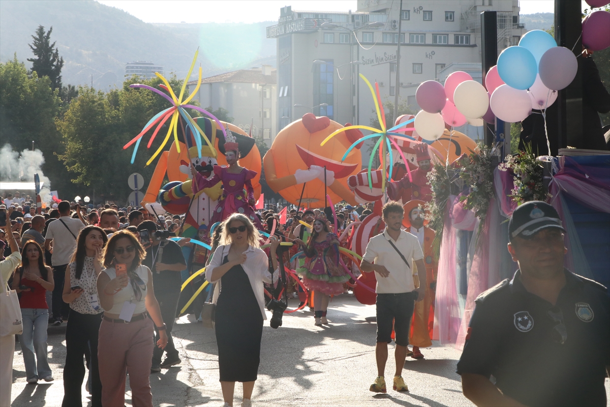 Çankırı'da 5. Uluslararası Tuz Festivali coşkuyla başladı