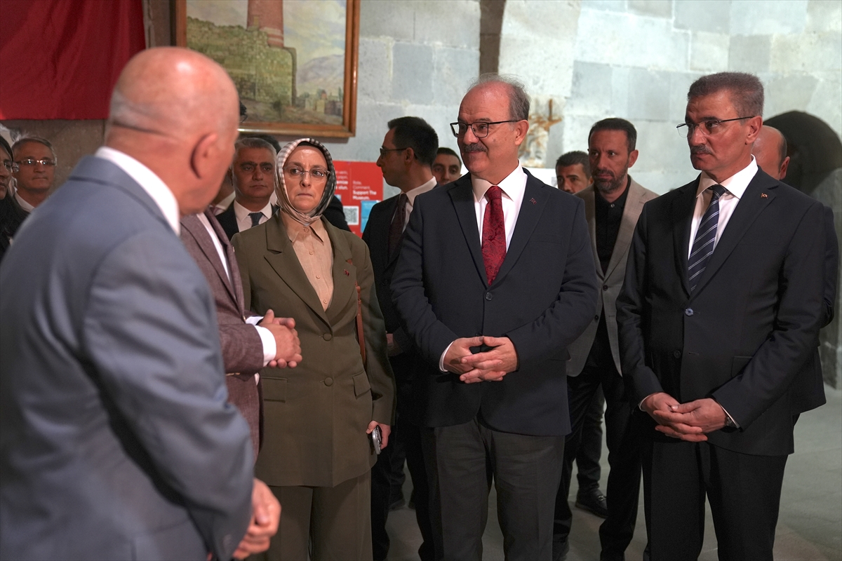 Albayrak Medya: Erzurum'da 'Hane' İslam sanatları sergisi açıldı