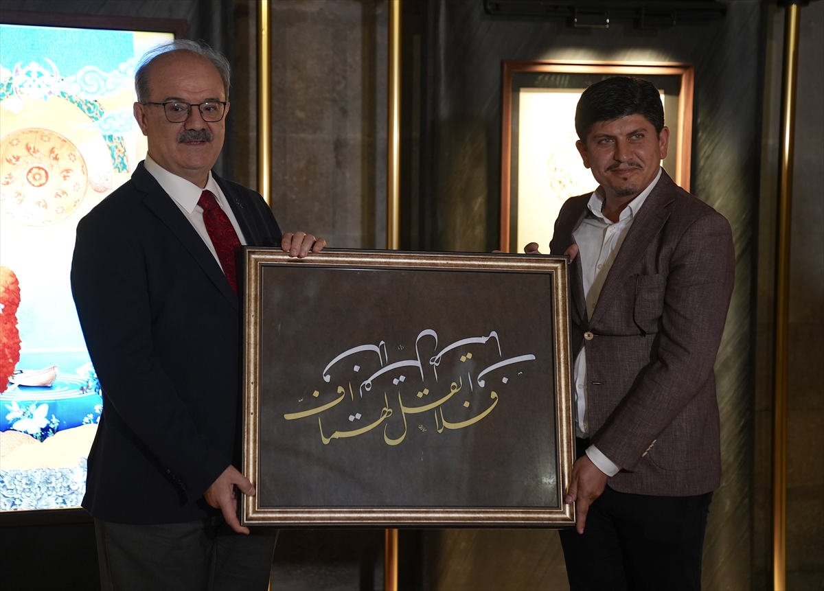 Albayrak Medya: Erzurum'da 'Hane' İslam sanatları sergisi açıldı