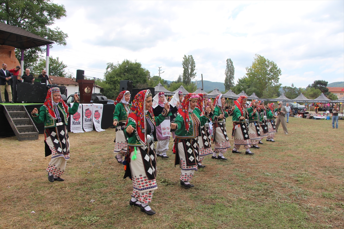 Bilecik Kınık Uluslararası Çömlek ve Sanat Festivali Başladı