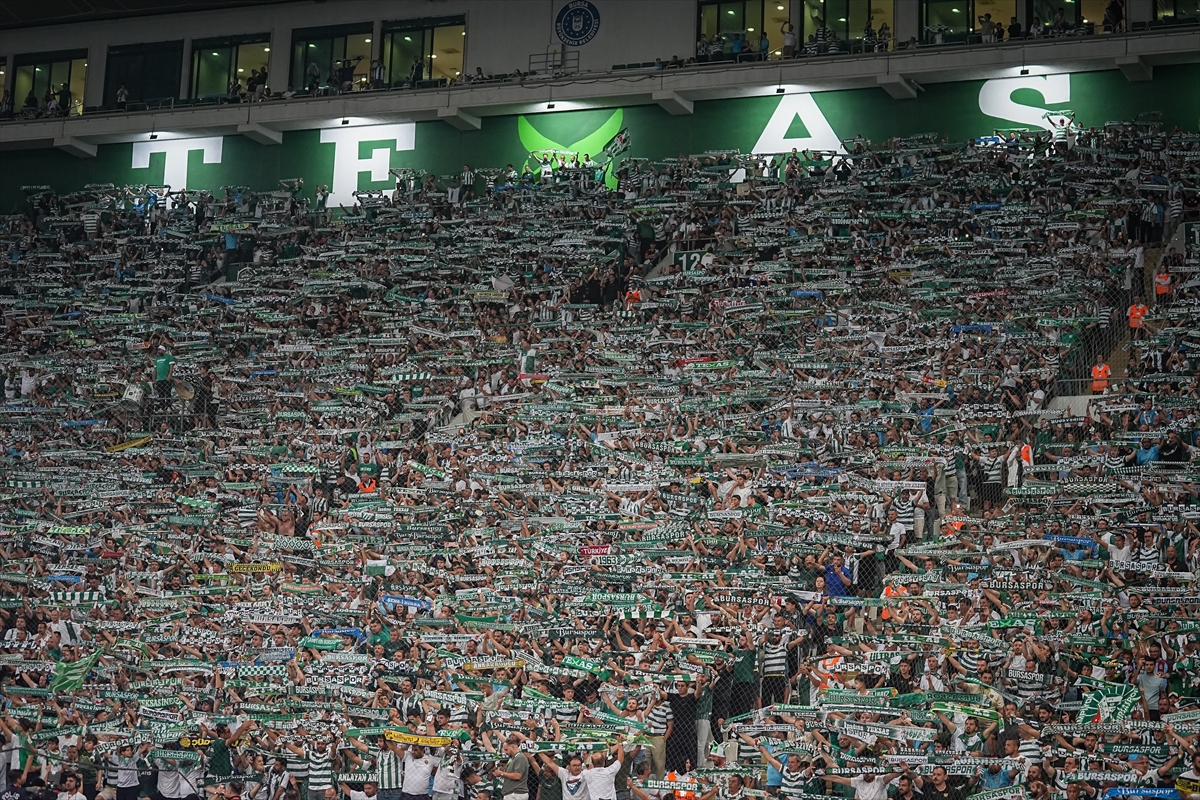 Trendyol 1. Lig: Bursaspor, Iğdır FK'yi 1-0 mağlup etti