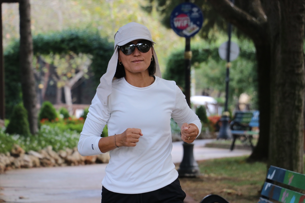 Ebru Toksöz: Tuz Gölü ultra maratonunda zirveyi hedefliyor