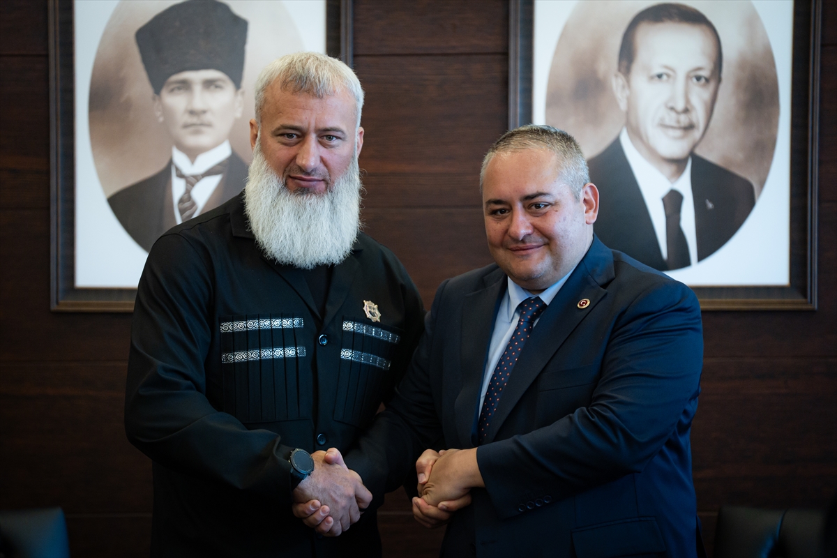 Keçiören Belediye Başkanı Özarslan: Çeçen şampiyonları kabul etti