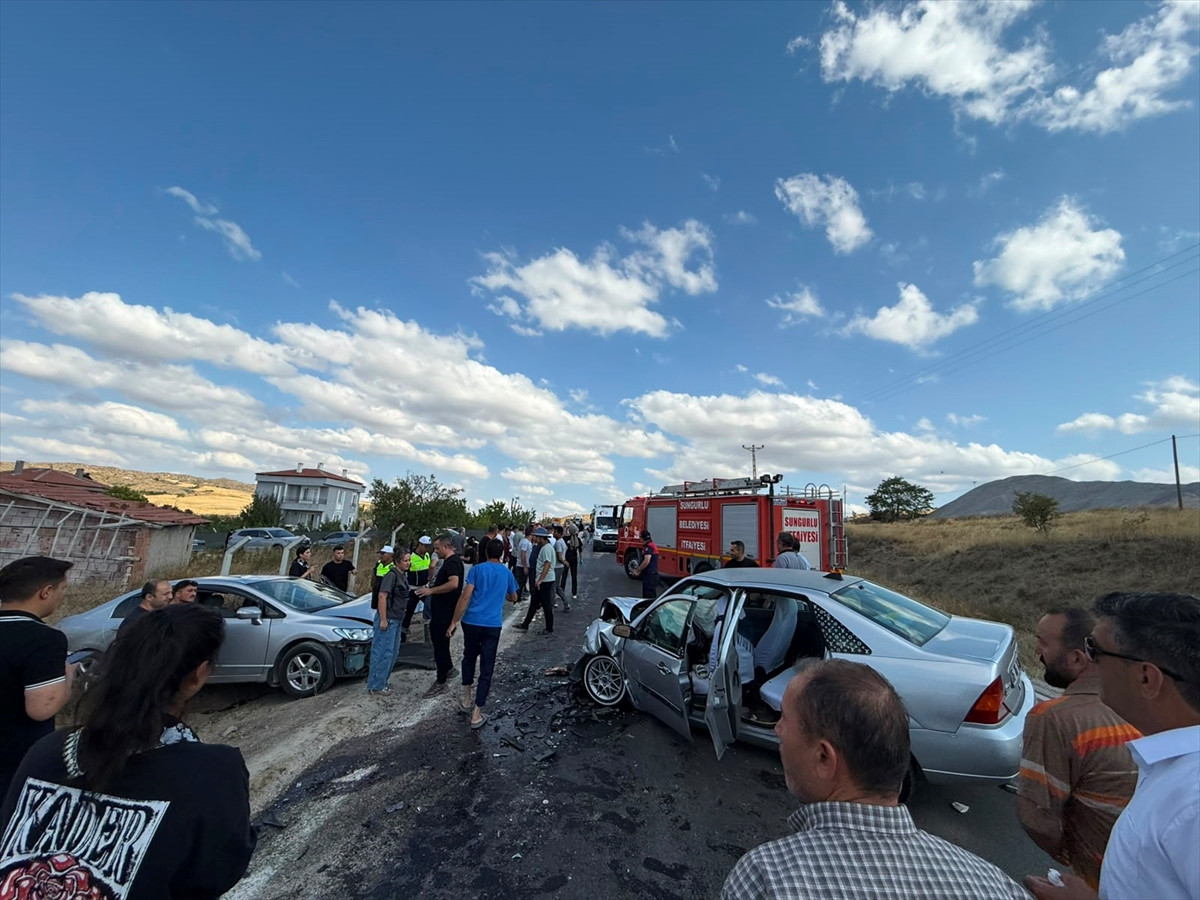Çorum Sungurlu'da trafik kazası: 7 kişi yaralandı
