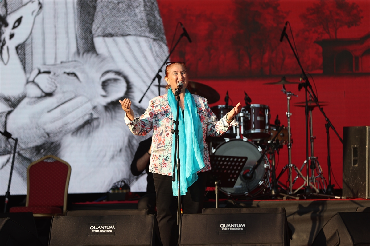 Özgür Özel: Alevilik bir inanç, semah bir ibadettir