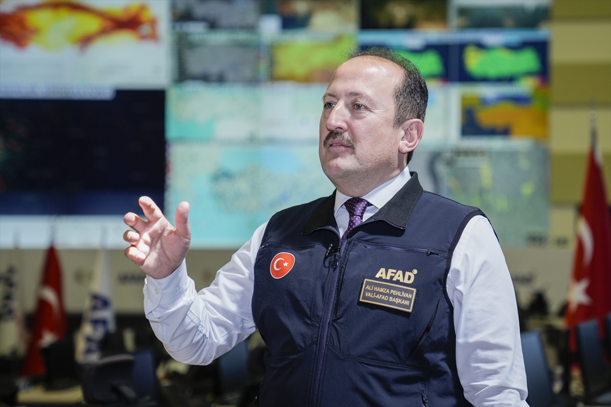 AFAD Başkanı Pehlivan: Arama Kurtarma Kapasitesi 175 Bine Ulaştı