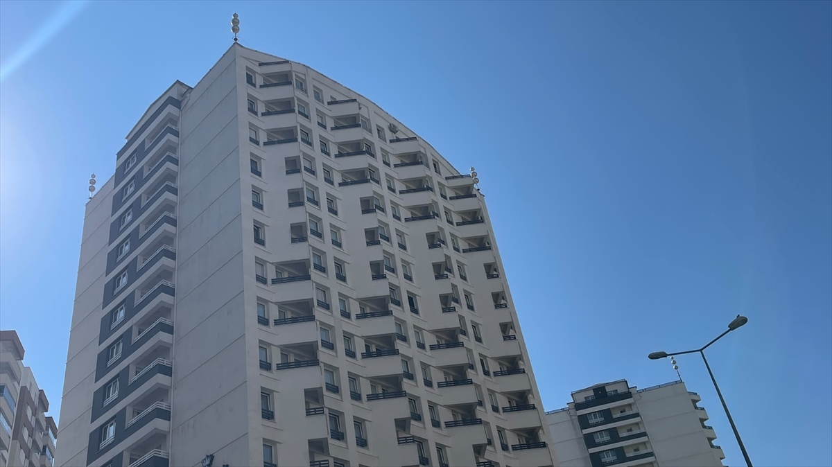Kayseri'de otelde dehşet: Kadın 5. kattan atıldı, şüpheli gözaltında