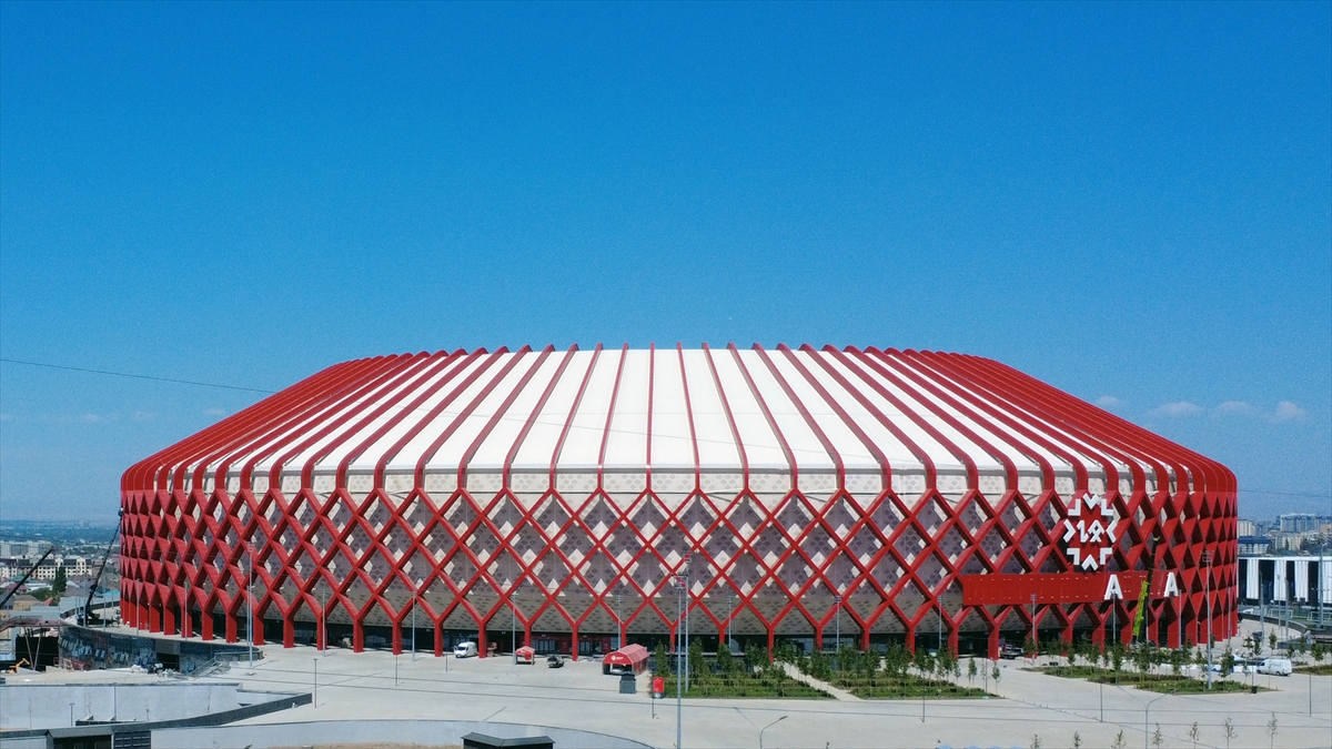 51 bin kişilik stadyumun inşası tamamlandı
