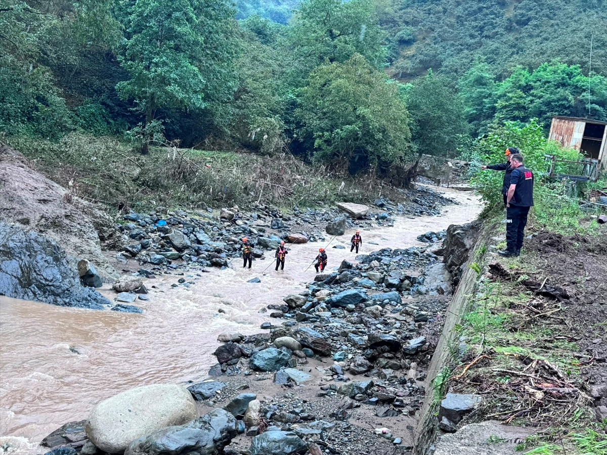 Ordu'da 1,2 milyon liralık altın hırsızlığı: 4 şüpheli yakalandı
