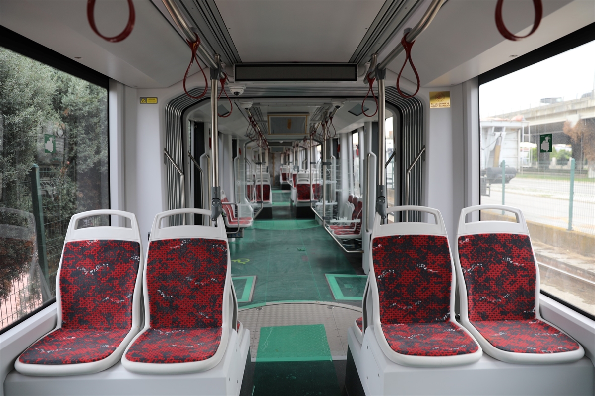 Raylı sistem filosuna ikinci tramvay teslim edildi