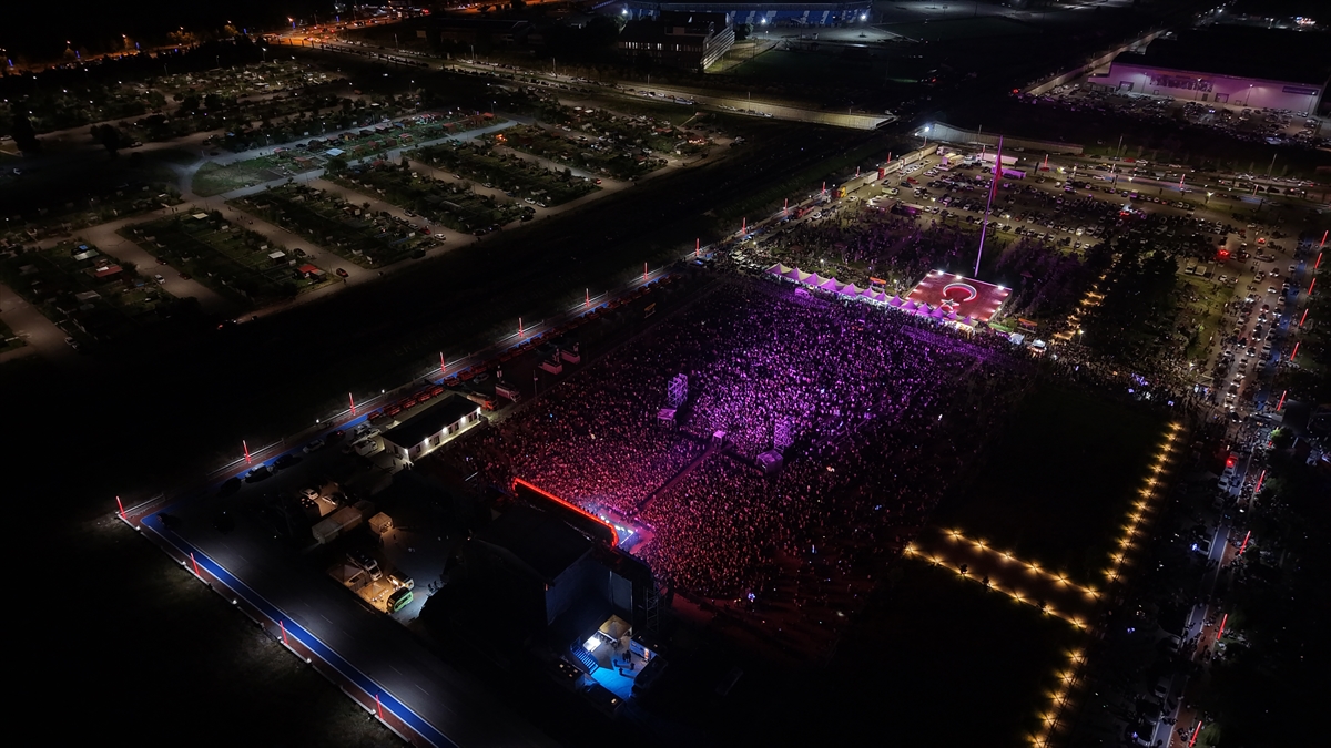 Resul Dindar: Erzurum Kültür Yolu Festivali'nde sahne aldı