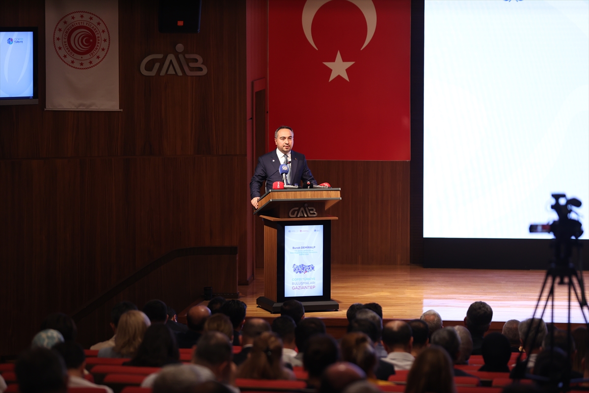 Bakan Yardımcısı Demiralp: Yeşil dönüşüm sanayi için önemli