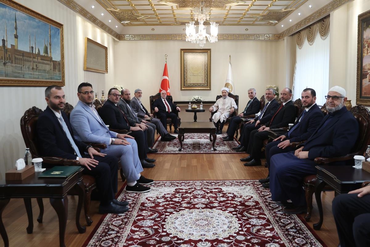Diyanet Başkanı Arpaguş, Suriye Bakanı Şukri ile görüştü
